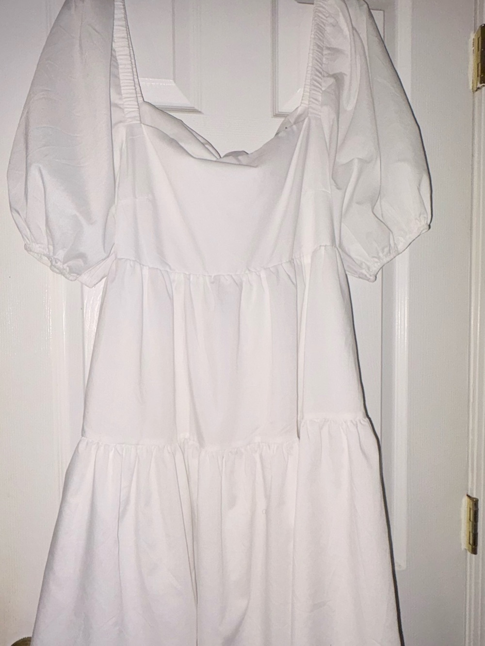 Velvet White Square-Neck Puff Sleeve Tiered Dress